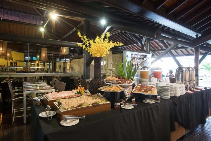 All Inclusive com++15 rótulos de cerveja